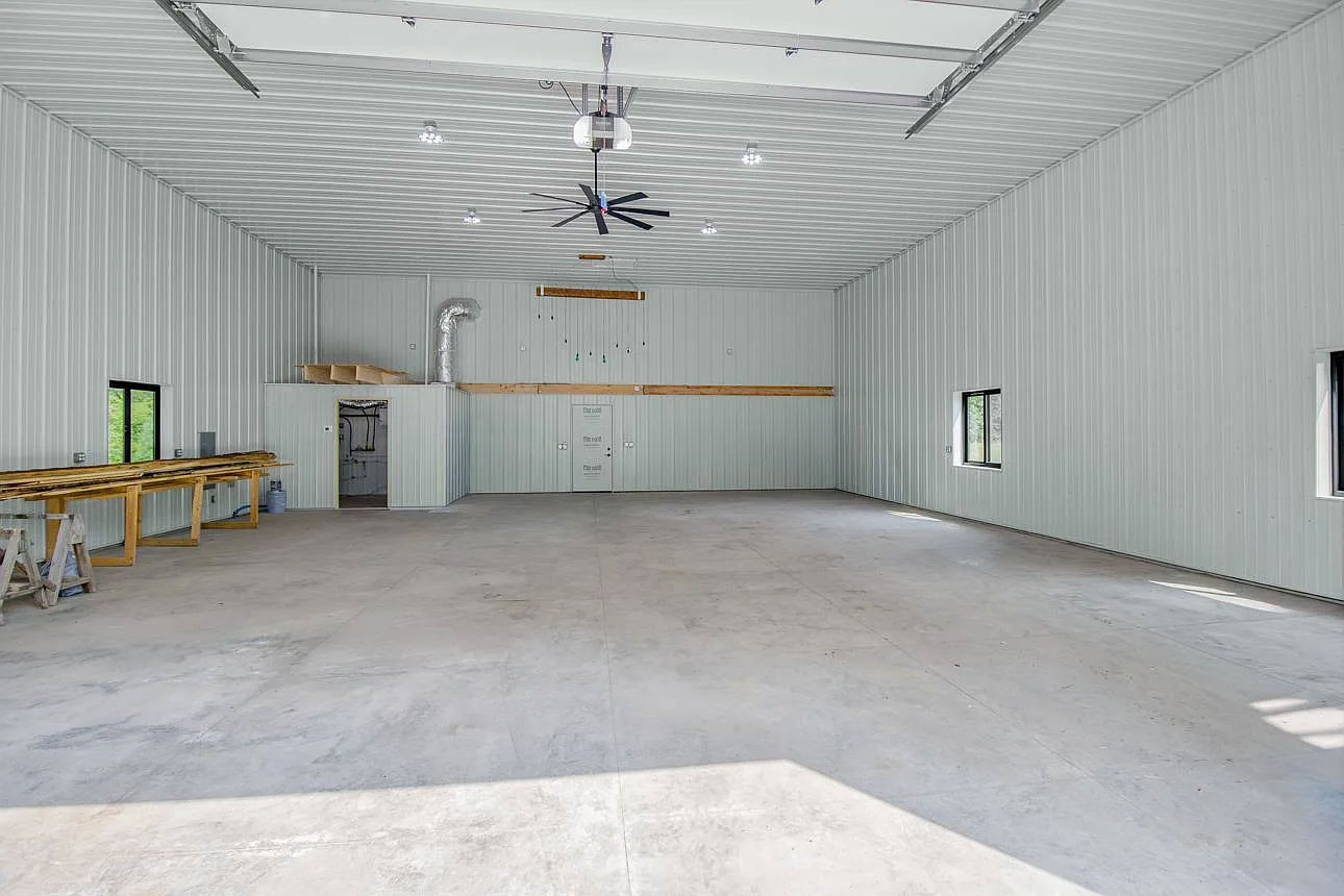 Barndominium Garage